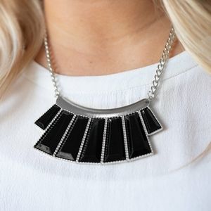 Paparazzi Necklace Set